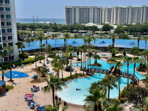 Palms of Destin, Gulf and pool views, Great amenities